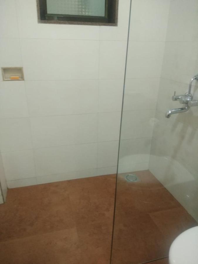 Meritas Seawind Beach Resort, Srīvardhan Buitenkant foto